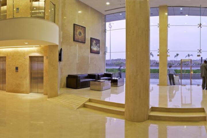 Guest Lobby
