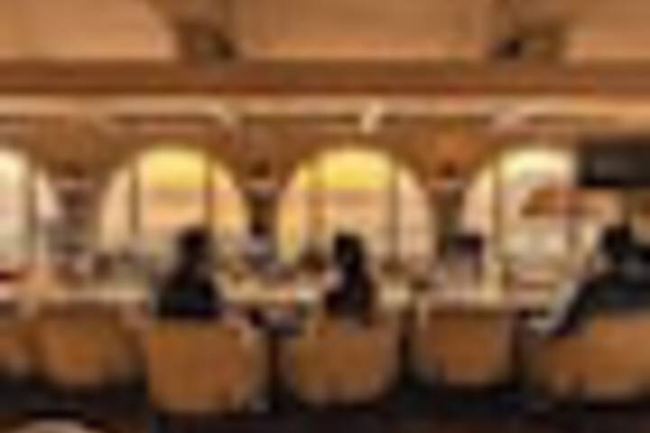 Lounge 230 of 426