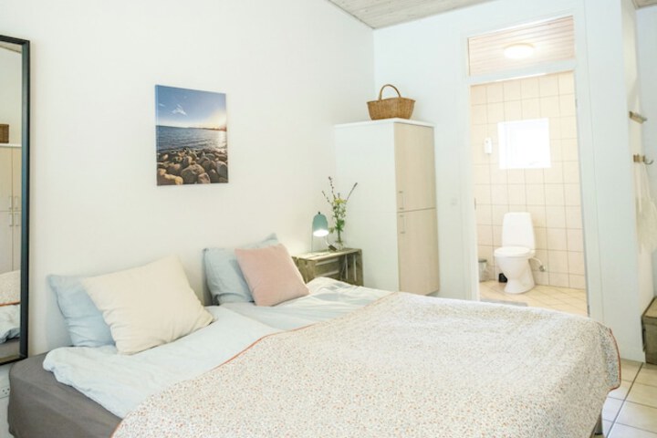 Room 54 of 110
