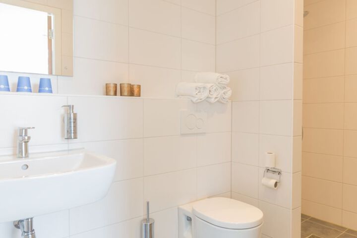 Clean Restrooms