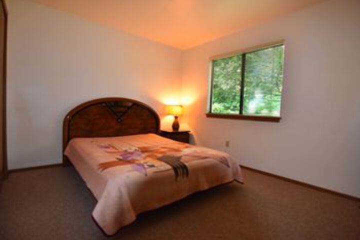 Room 8 of 26