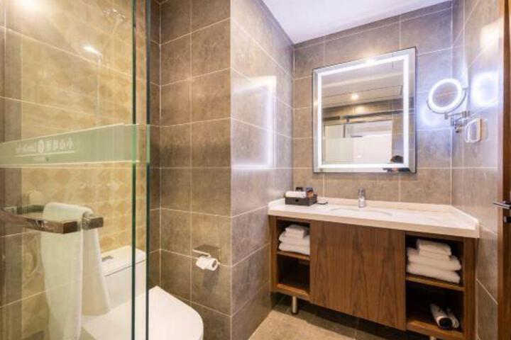 Wonders Meto Hotel