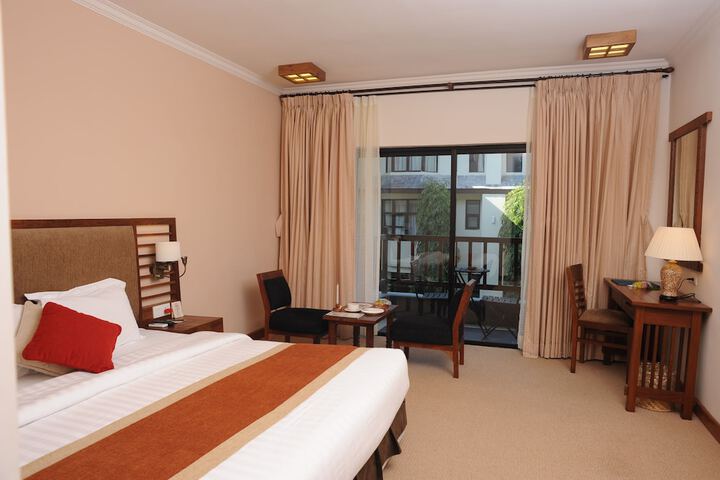 Room 7 of 97