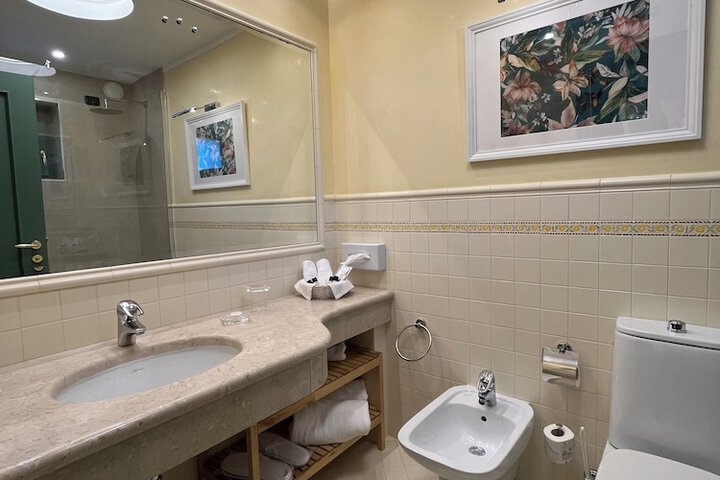 Clean Restrooms