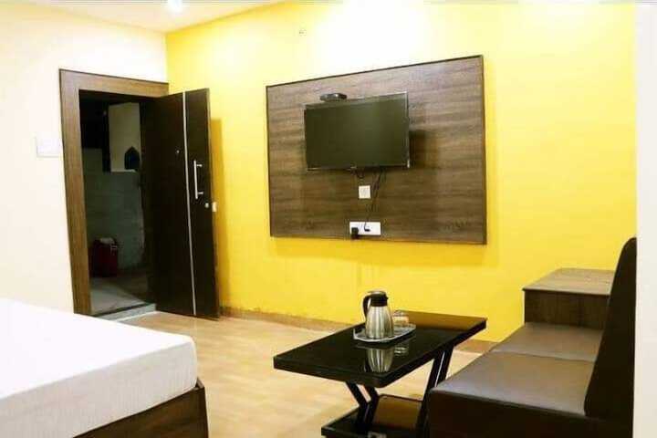 Room 16 of 49