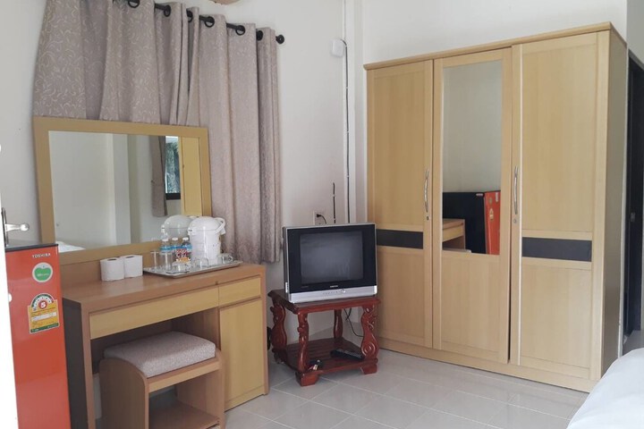 Room 29 of 76