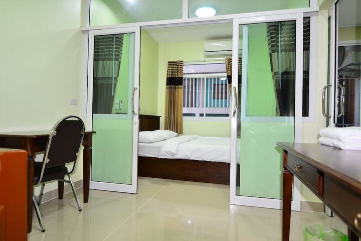 Room 8 of 47