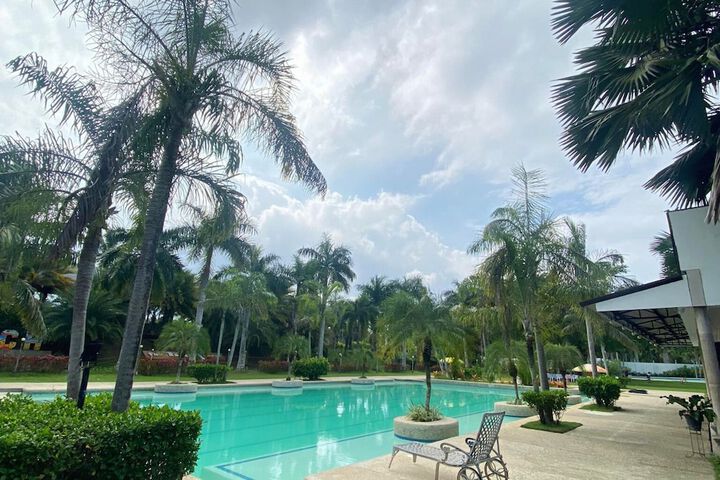 Pool 17 of 38