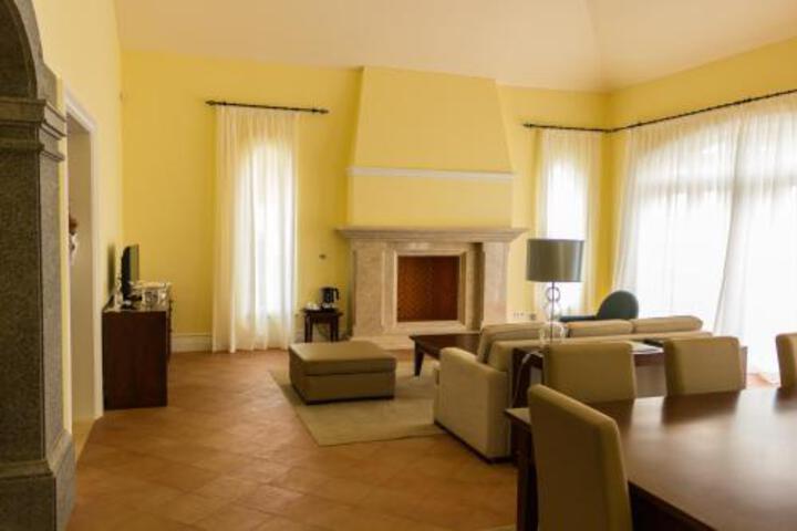 Room 211 of 211