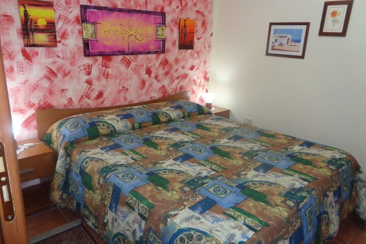 Room 2 of 57