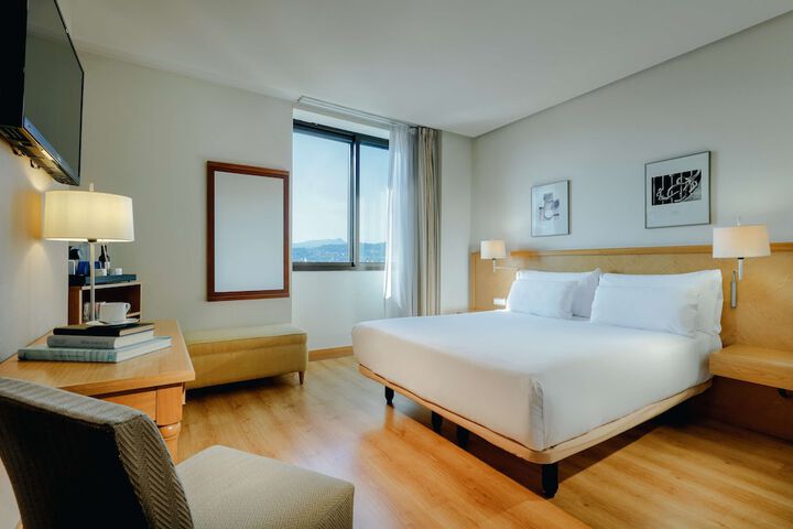 Room 12 of 42