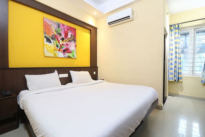 Room 9 of 38
