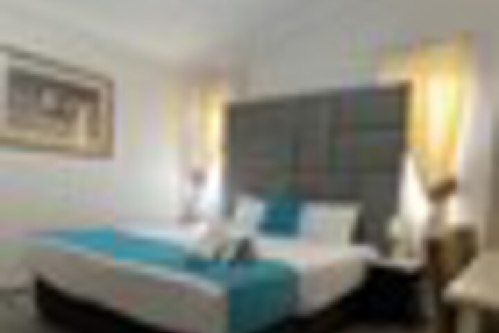 Room 35 of 105