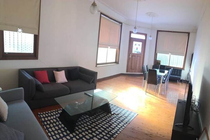 Room 9 of 9