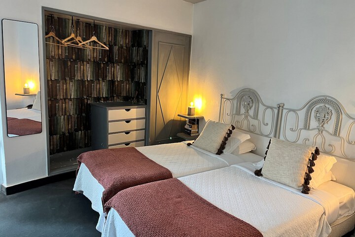 Room 30 of 72