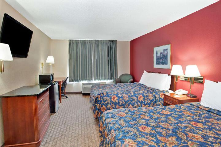 1 King Bed (1 of 5)