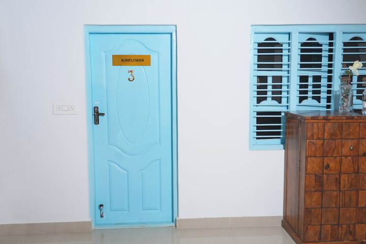 Room 27 of 53