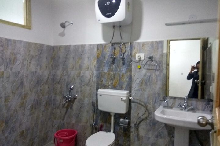 Room 12 of 54