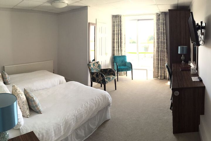 Room 12 of 96