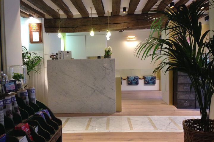 Hotel Interior 10 of 39