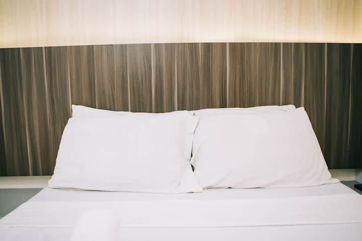 Room 6 of 29