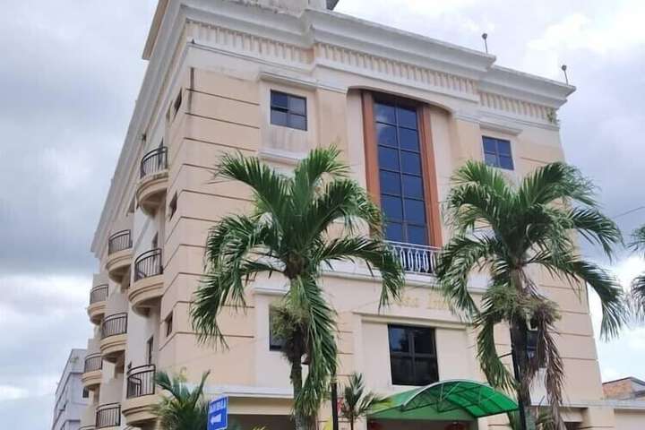 Desa Inn Hotel