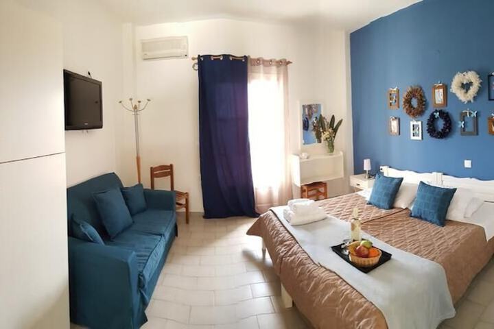 Room 6 of 31