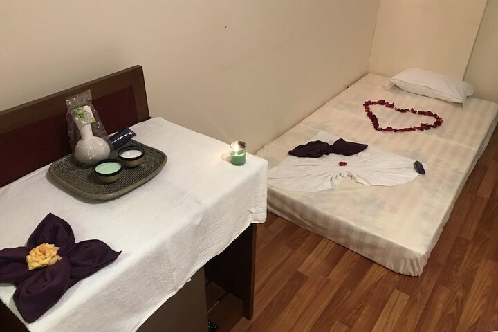 Massage Photo