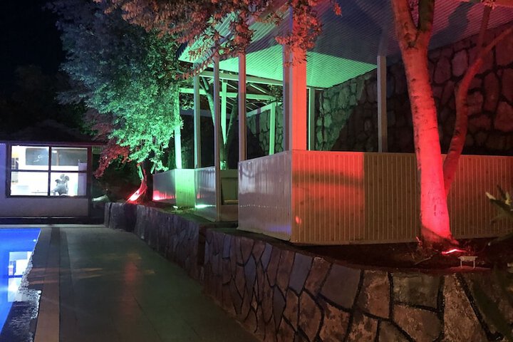 Hotel Exterior 45 of 61