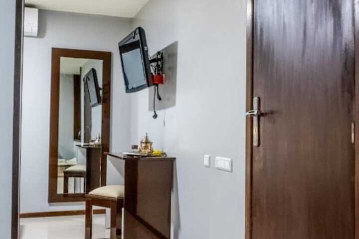 Room 38 of 130