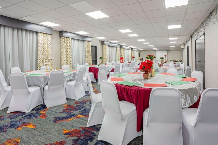 Banquet hall