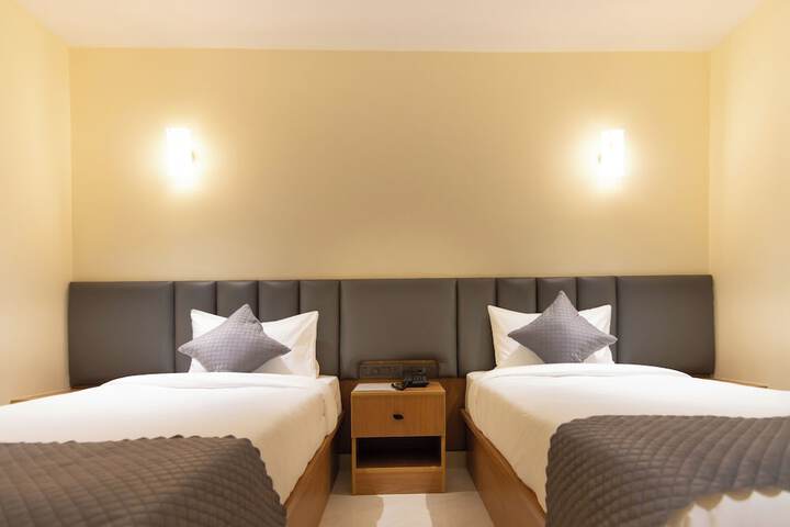 Room 16 of 25