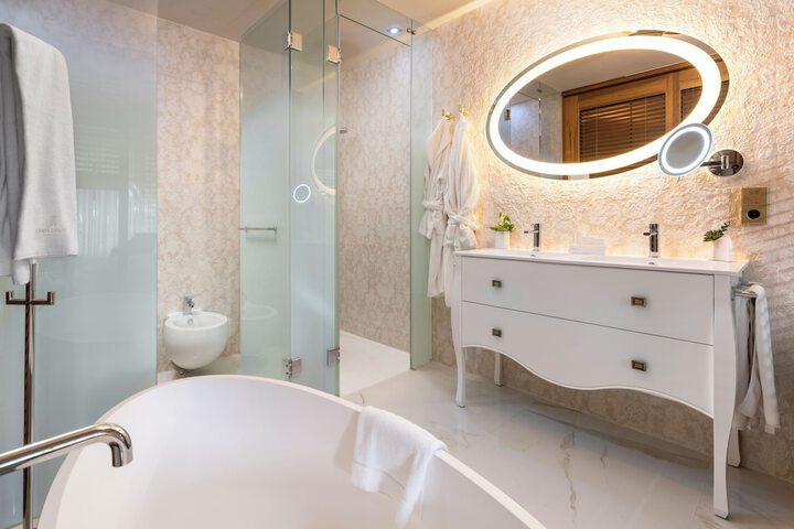 Bathroom Interior Photo