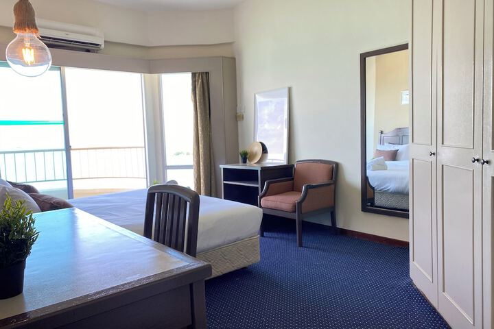 Room 357 of 650