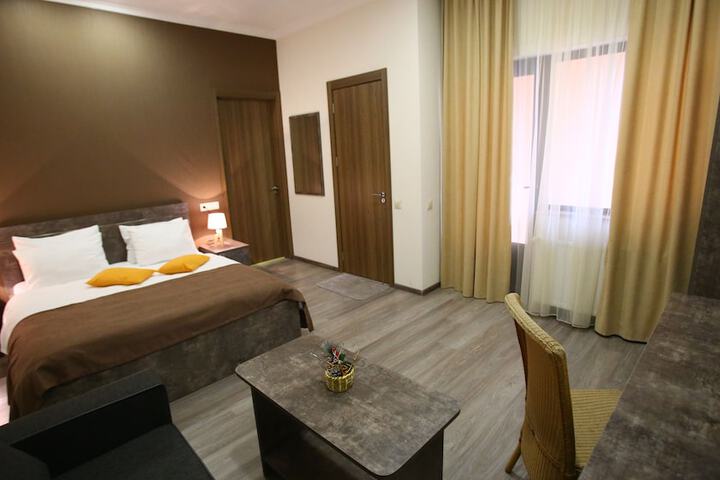 Room 40 of 86