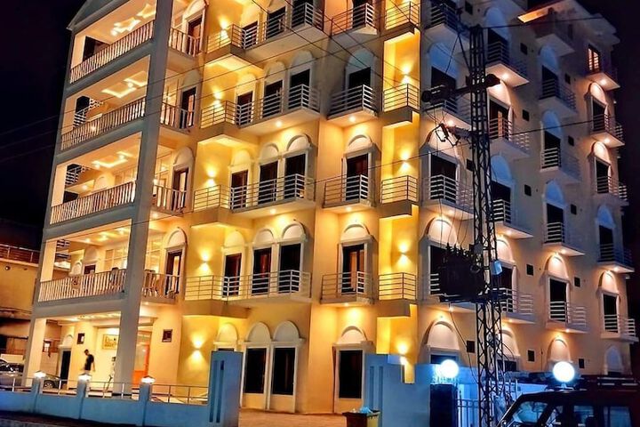 Royal Elite Hotel
