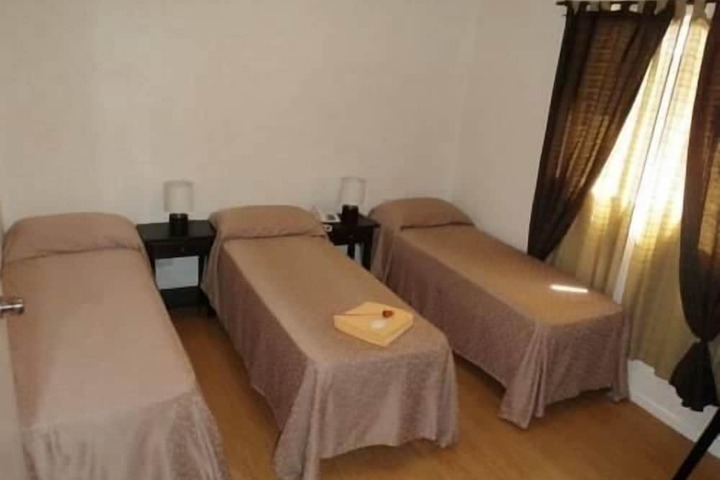 Room 7 of 11