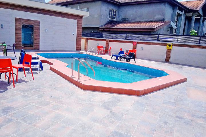 Pool 31 of 44