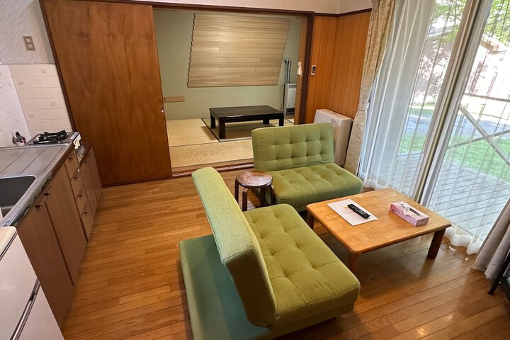 Room 15 of 151