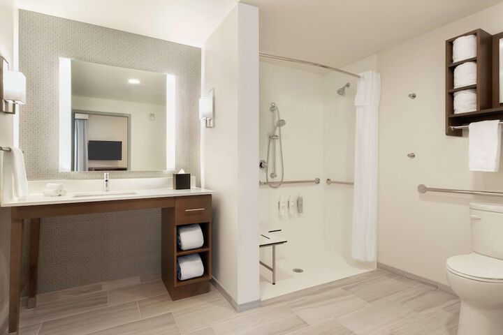 Bathroom shower