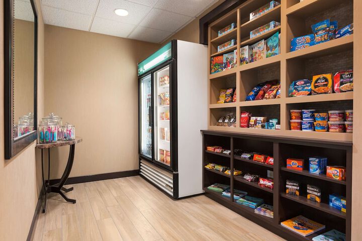 Snack bar