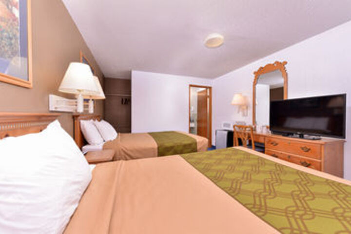 Room 2 of 17