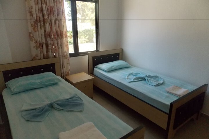Room 16 of 63