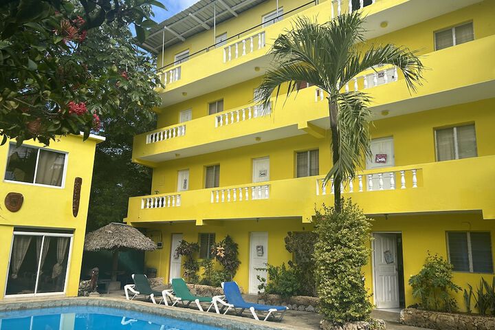 Hotel 37 of 40