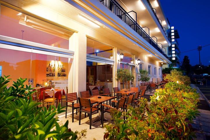 Terrace/Patio 36 of 39