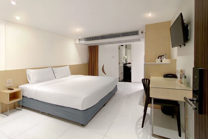 Room 30 of 56