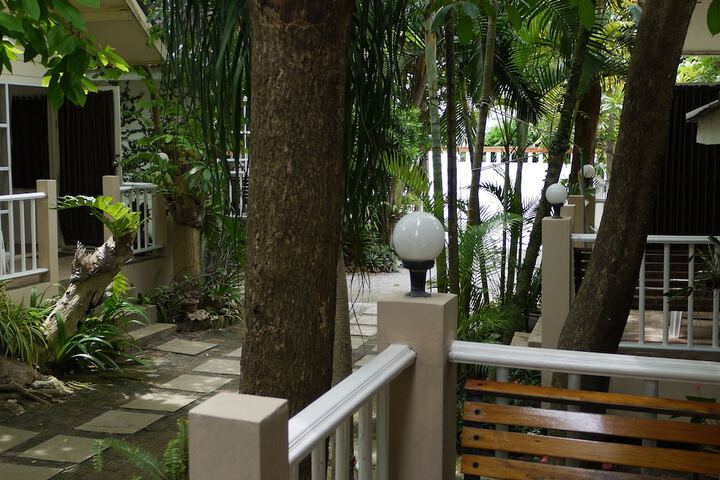 Property Grounds 30 of 41
