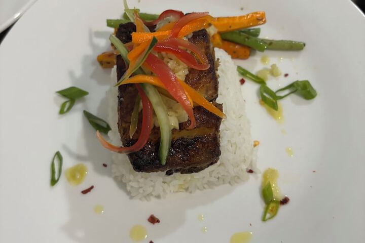 Dining 28 of 66