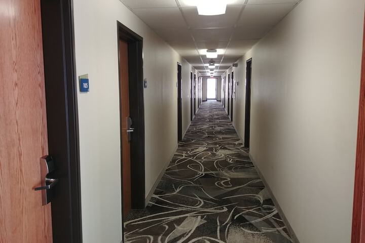Ballroom/Hall 29 of 35