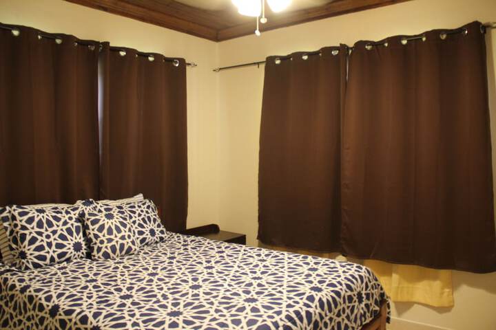 Room 14 of 83